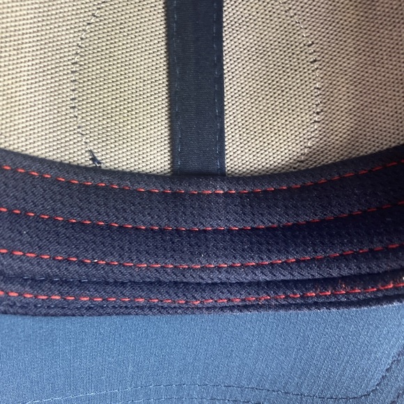 Mens EUC Southern Tide Texas Patch Performance Trucker Hat Seven Seas Blue - Picture 6 of 7